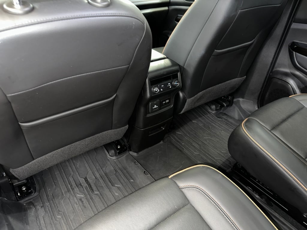 2023 Gmc Acadia AT4 photo 22