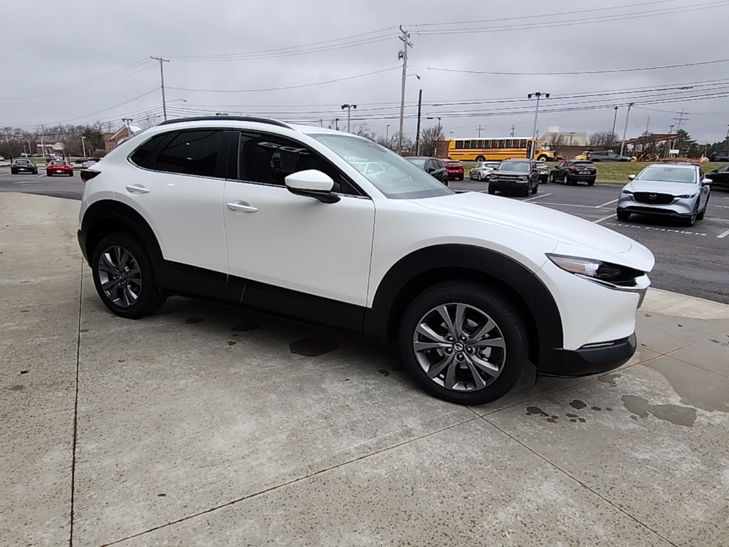 2025 Mazda CX-30 2.5 S Preferred photo 2