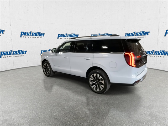 2025 Ford Expedition Platinum photo 5