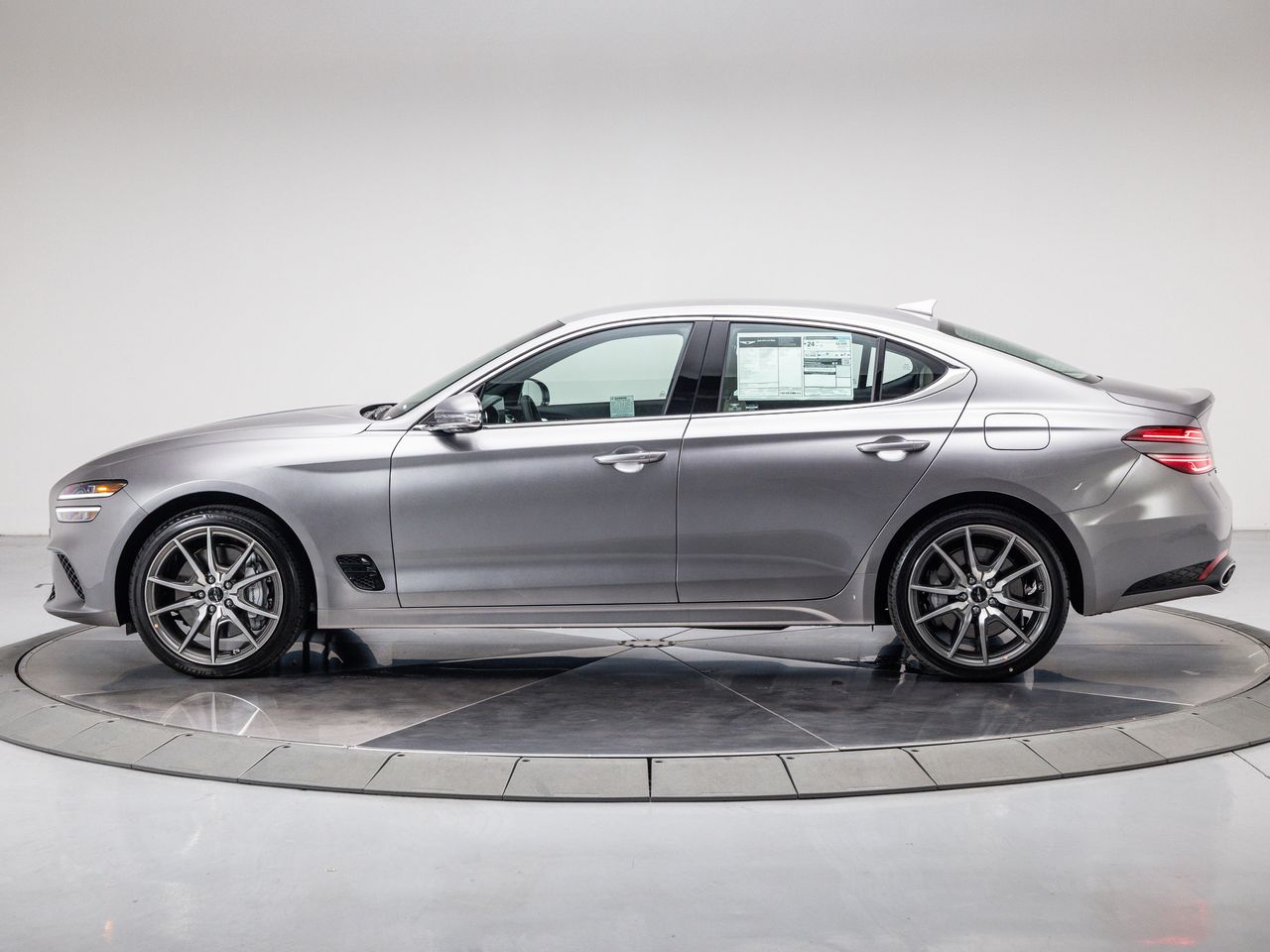 2026 Genesis G70 2.5T photo 2