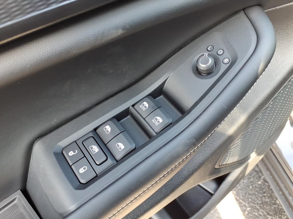 2025 Jeep Grand Cherokee Altitude X photo 3
