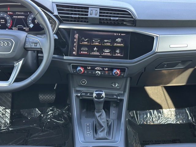 2025 Audi Q3 Premium S line photo 4