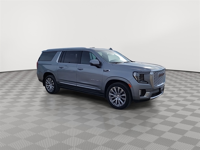 2023 Gmc Yukon XL Denali photo 2