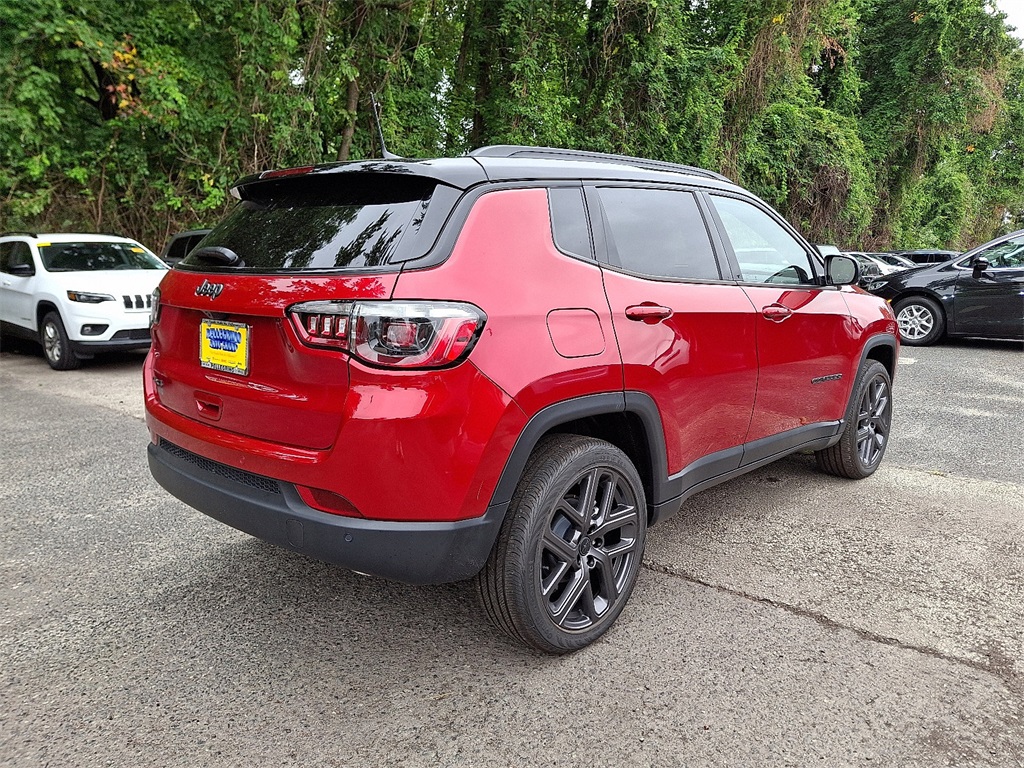 2025 Jeep Compass Limited photo 4