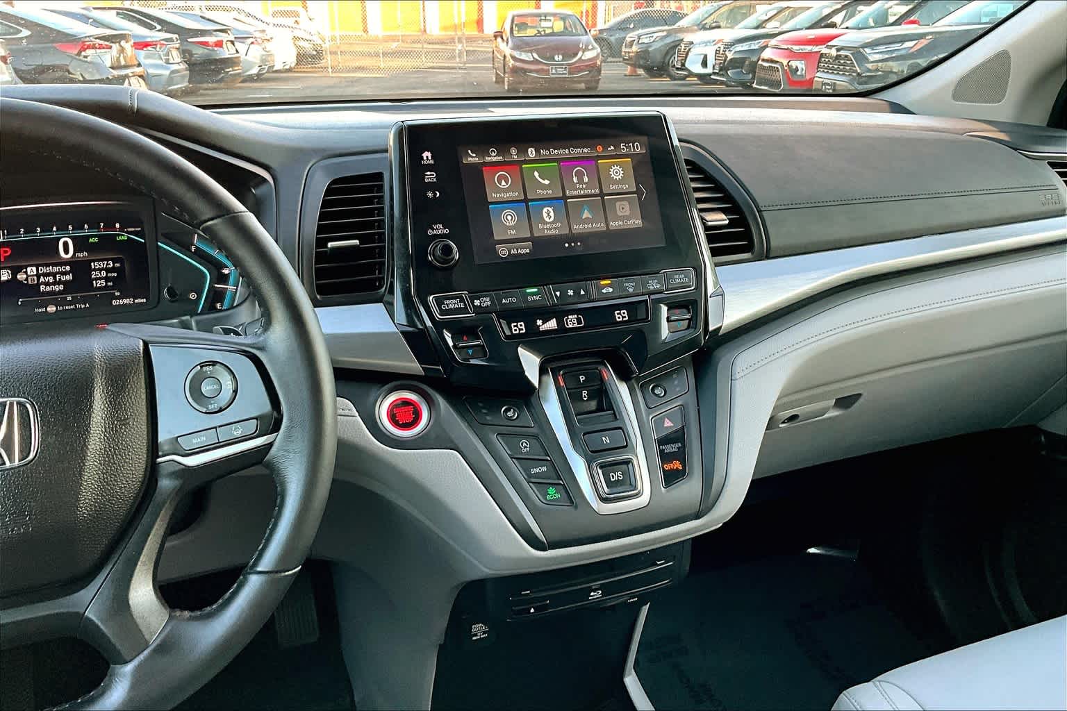 2019 Honda Odyssey Touring photo 6