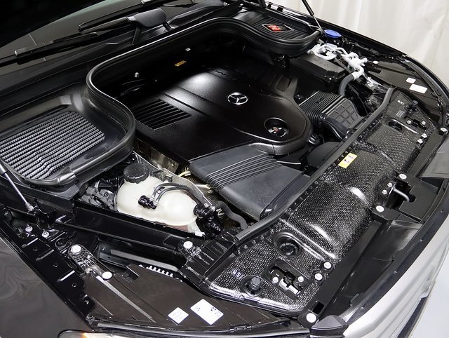 2025 Mercedes Benz GLS 450 4MATIC photo 38