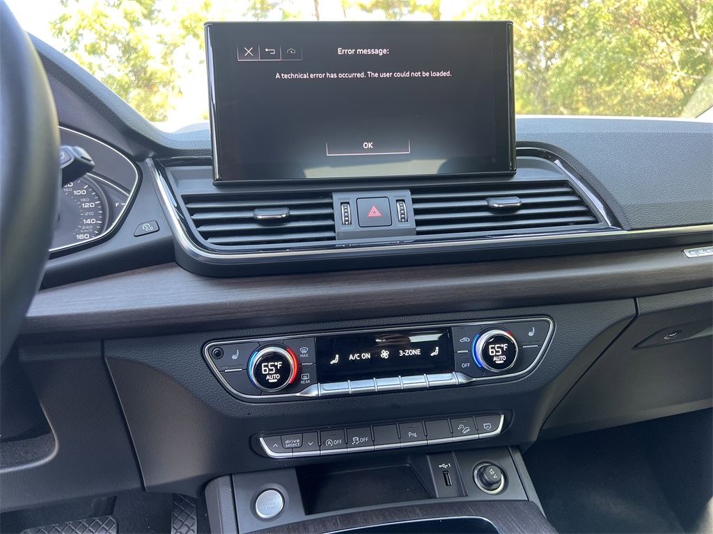 2021 Audi Q5 45 Premium photo 23