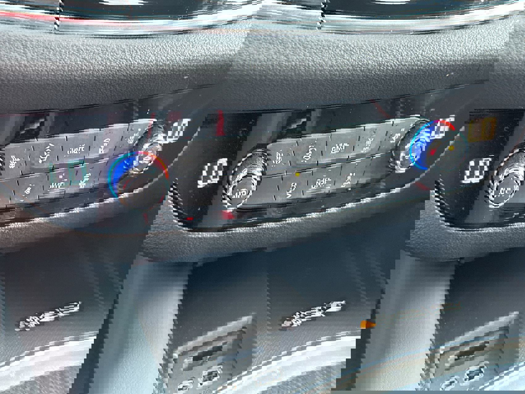 2024 Buick Enclave Essence photo 16
