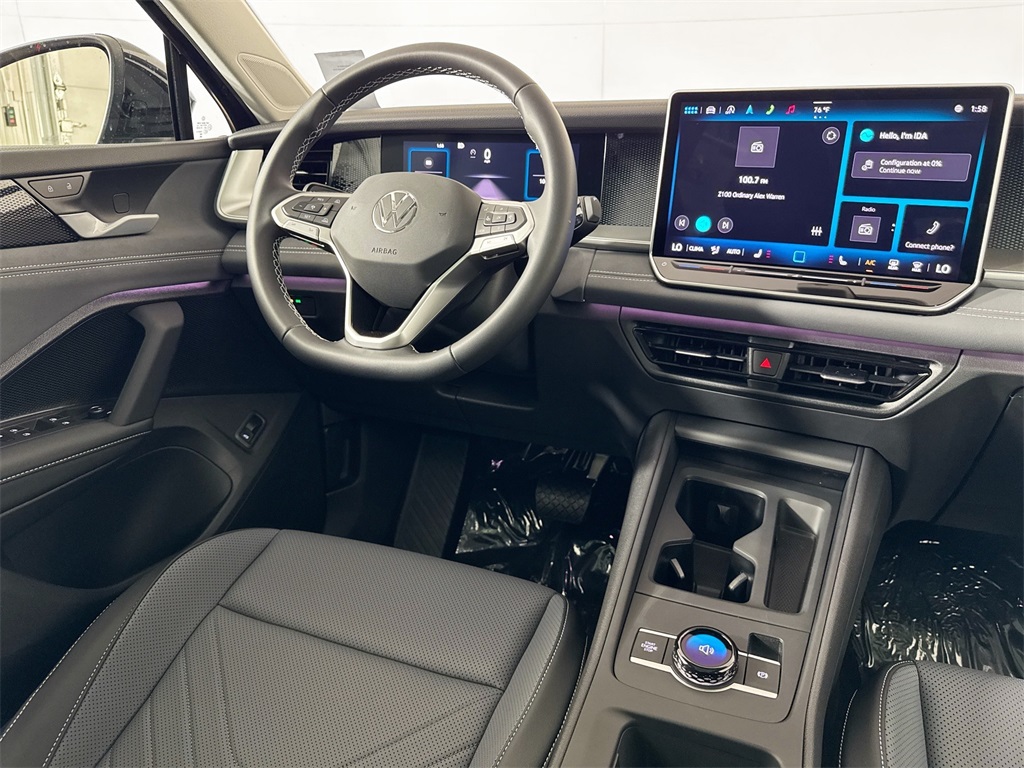 2025 Volkswagen Tiguan SE photo 7