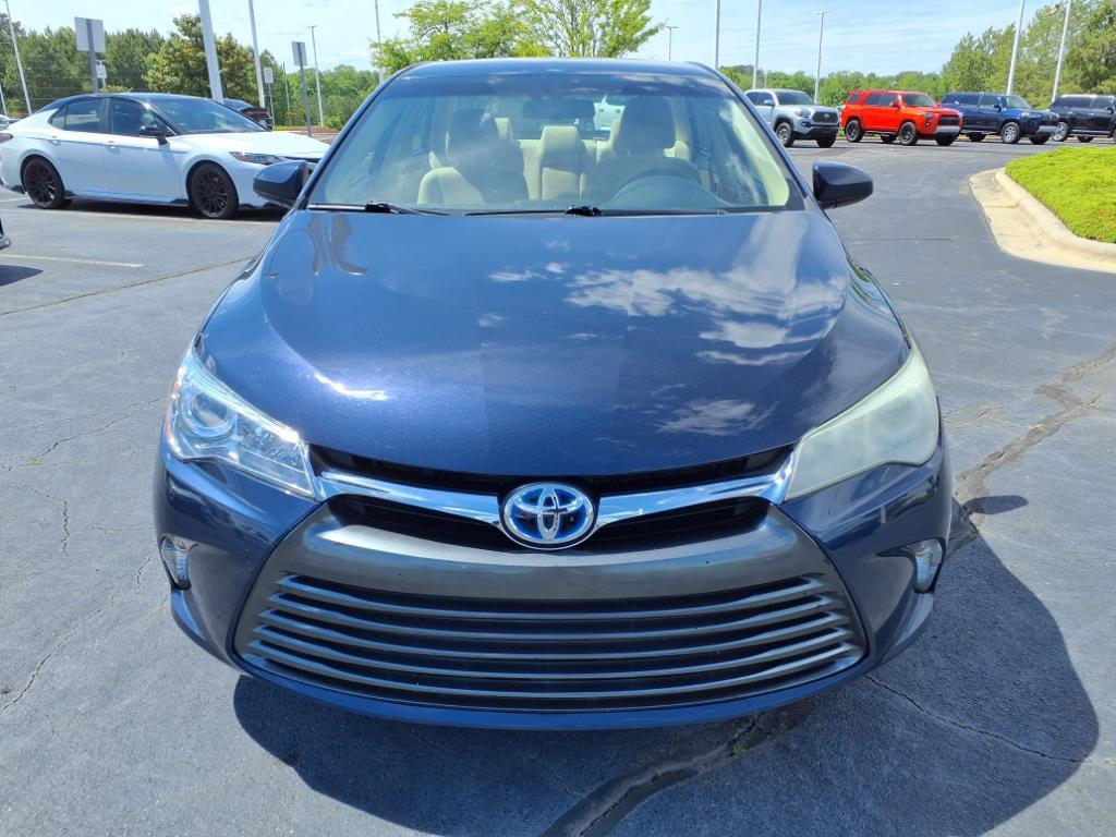 2015 Toyota Camry Hybrid LE photo 9