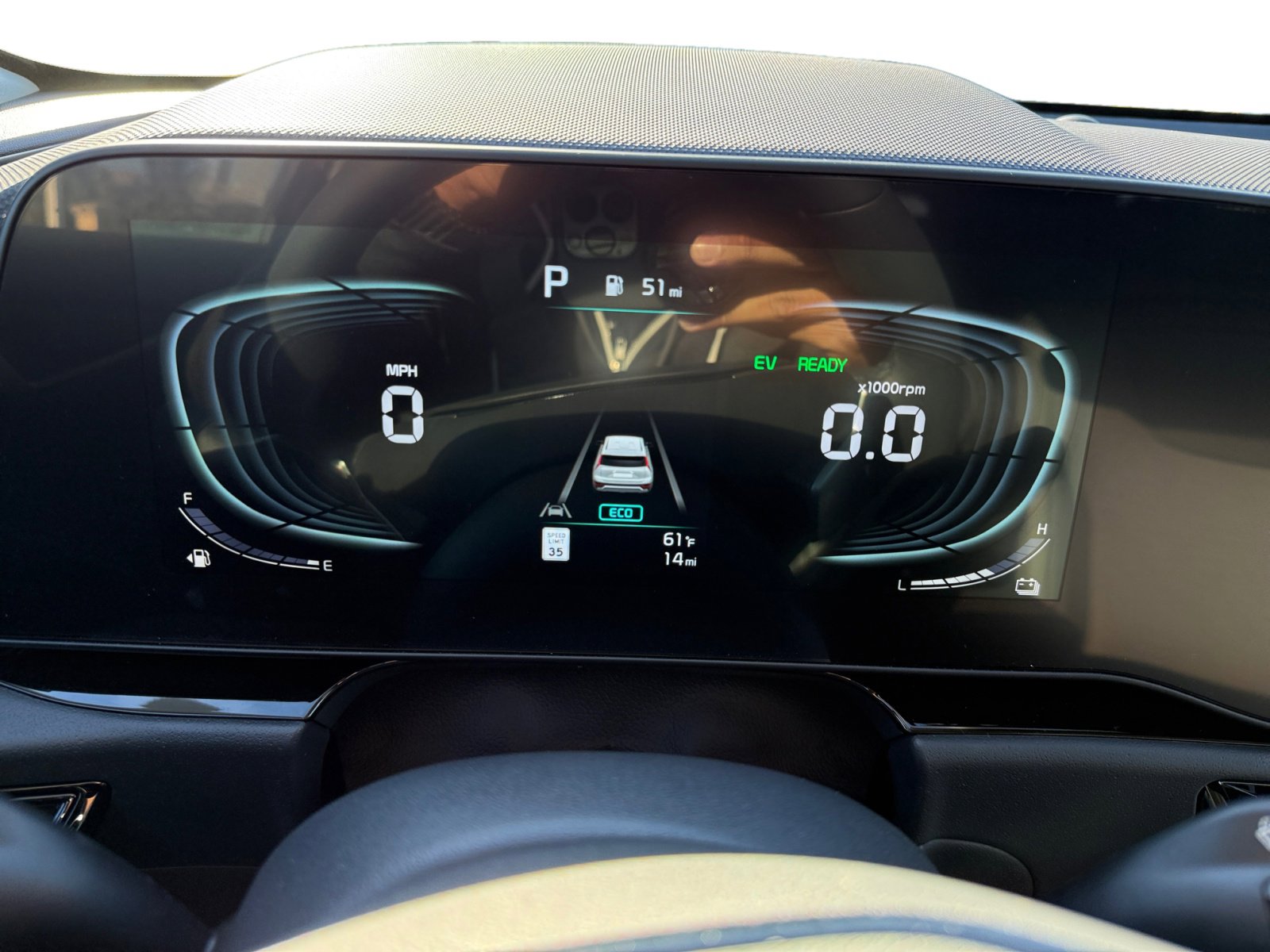 2025 Kia Niro EX photo 11