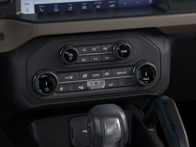 2024 Ford Bronco Wildtrak photo 16