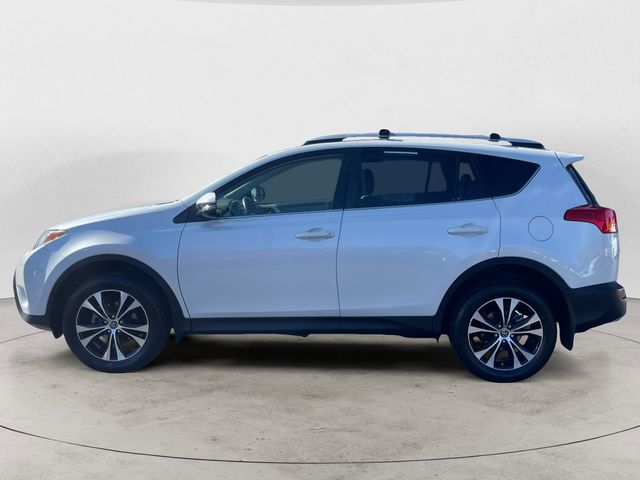 2015 Toyota RAV4 Limited photo 2