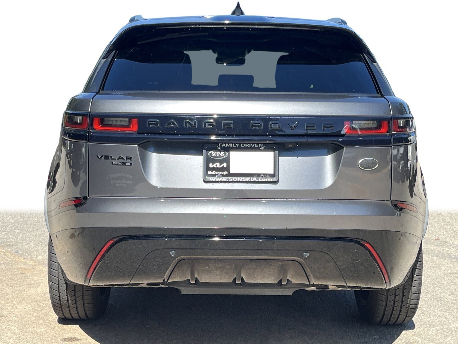 2018 Land Rover Range Rover Velar R-Dynamic SE photo 19