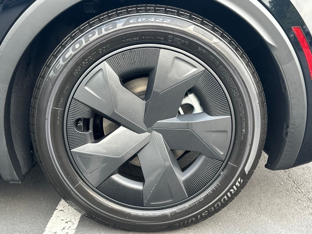 2026 Toyota Prius LE photo 26