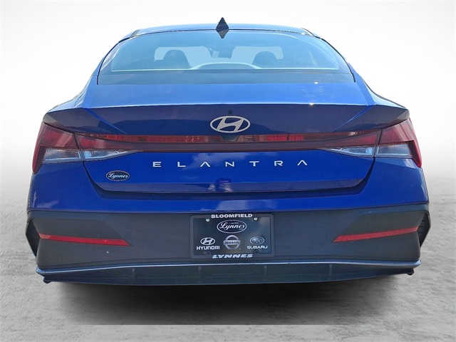 2024 Hyundai Elantra SE photo 9