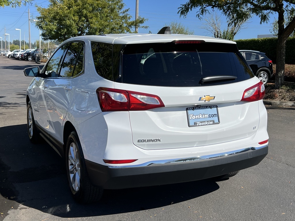 2018 Chevrolet Equinox LT photo 3