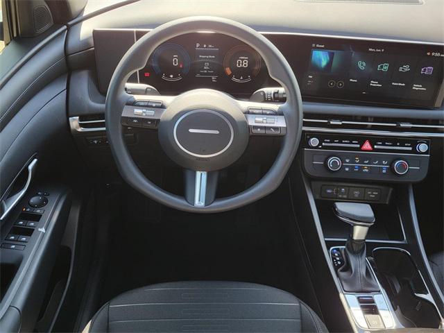 2025 Hyundai Santa Cruz SE photo 11