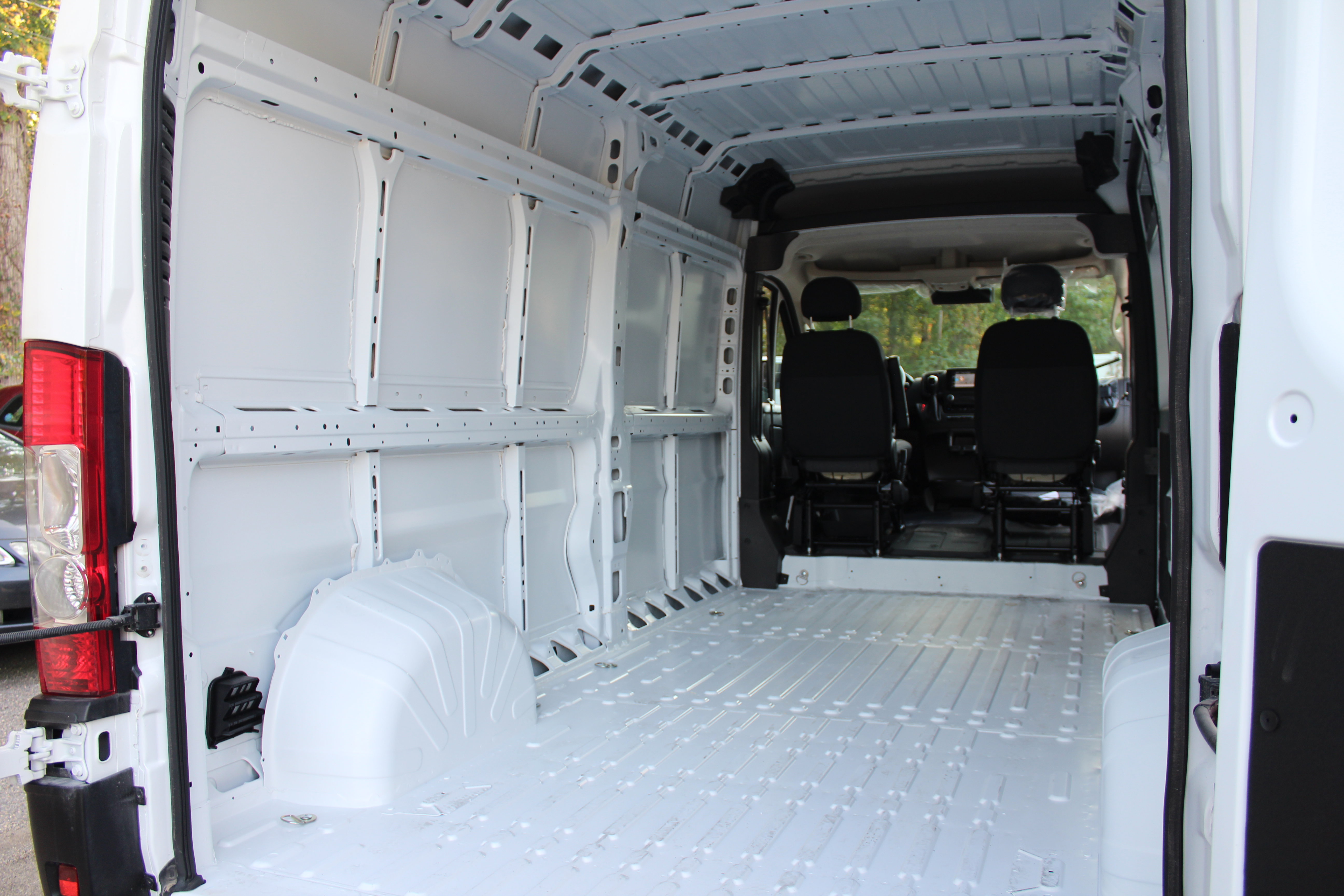2025 Ram ProMaster 2500 photo 2