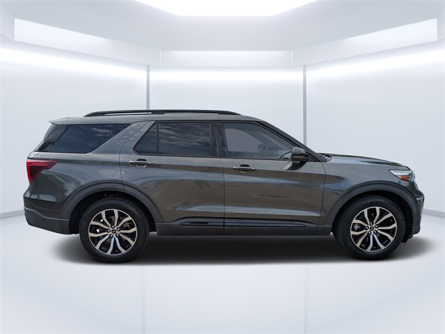 2020 Ford Explorer ST photo 2