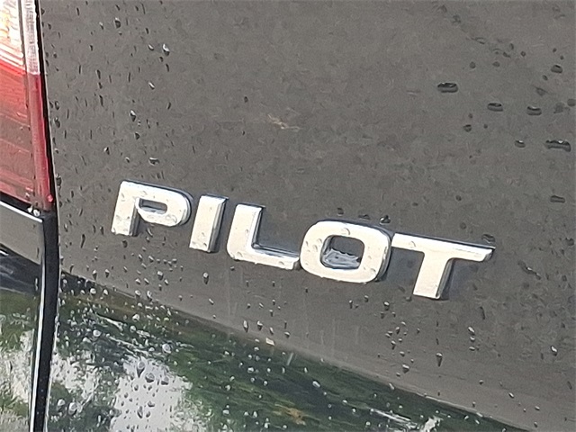 2022 Honda Pilot Black Edition photo 24