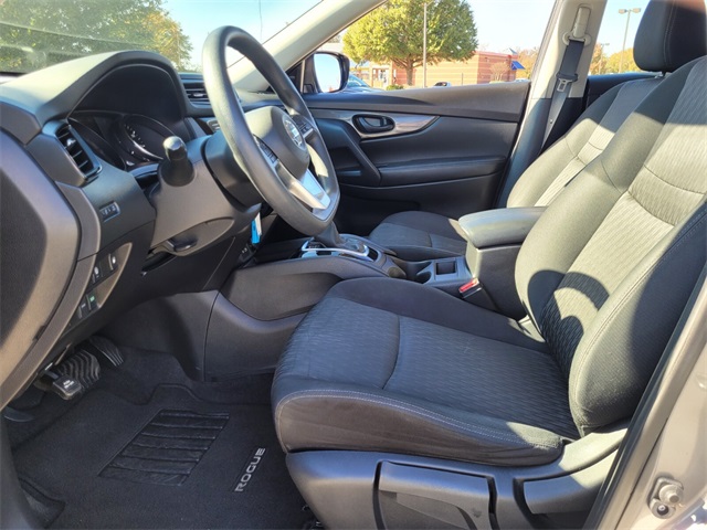 2020 Nissan Rogue S photo 4