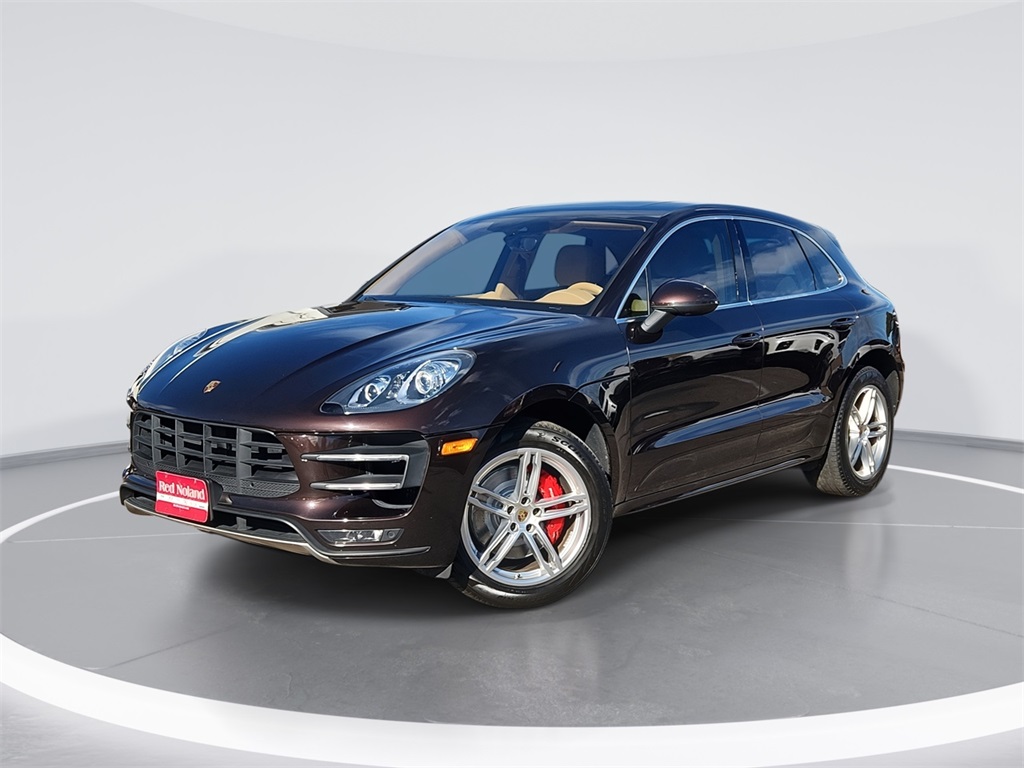 2015 Porsche Macan Turbo's photo