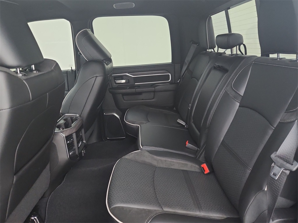2025 Ram 2500 Laramie photo 28
