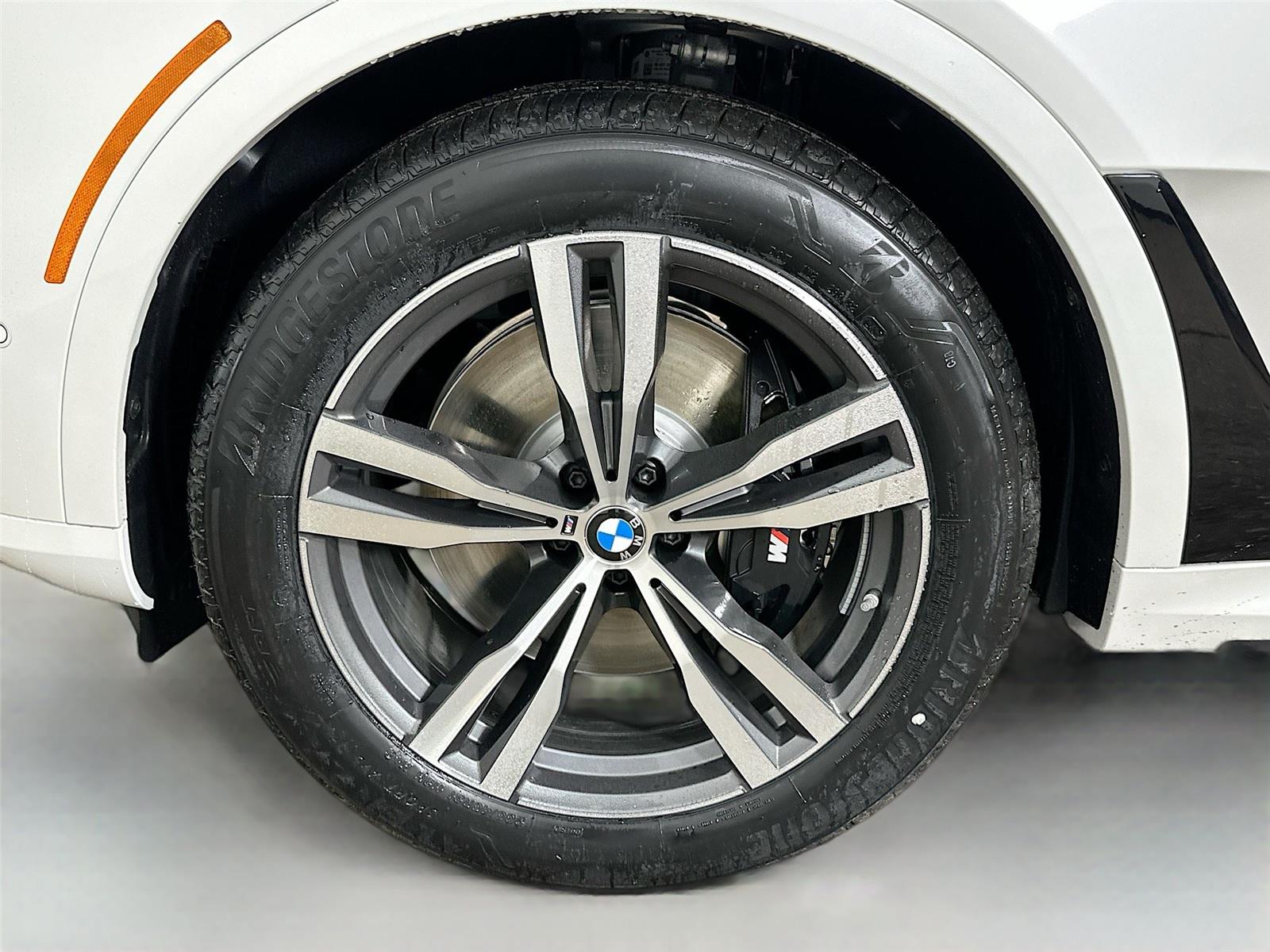 2026 Bmw X7 M60i photo 32