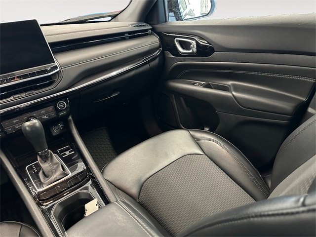 2022 Jeep Compass Altitude photo 16
