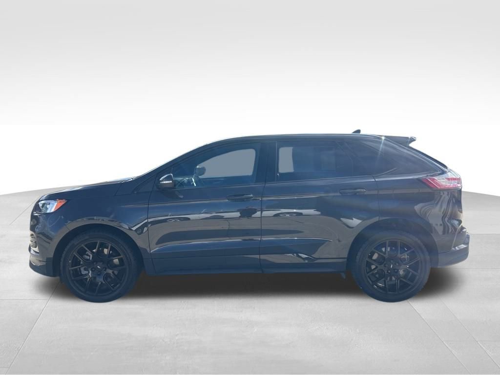 2021 Ford Edge ST photo 6