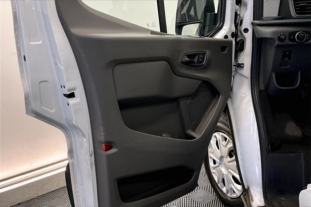 2021 Ford Transit Passenger XLT Van photo 21