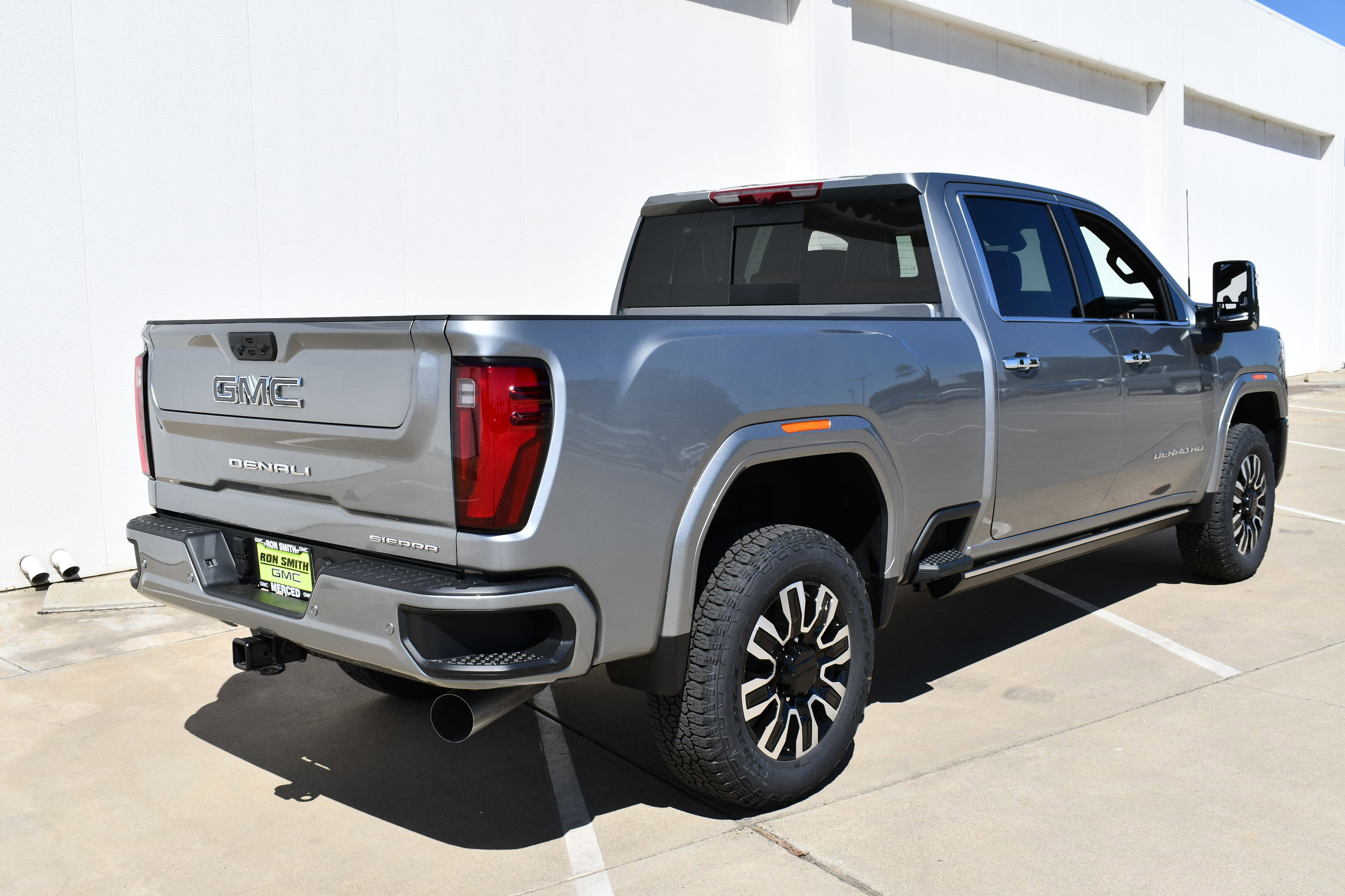 2025 Gmc Sierra 2500 HD Denali Ultimate photo 7