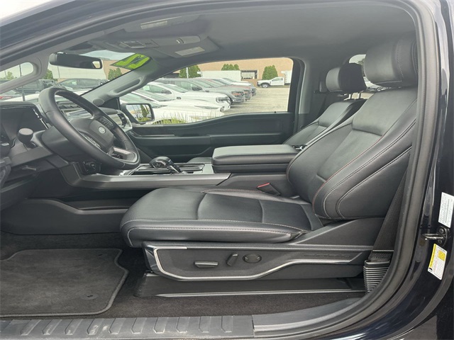 2022 Ford F-150 Lariat photo 9