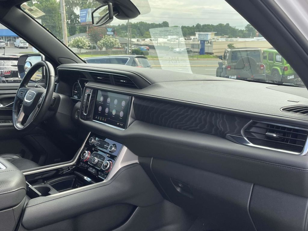 2021 Gmc Yukon Denali photo 10