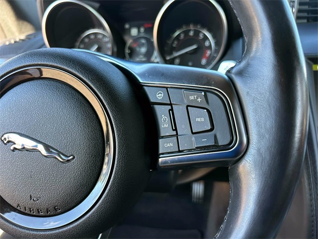2019 Jaguar F-TYPE P380 photo 15