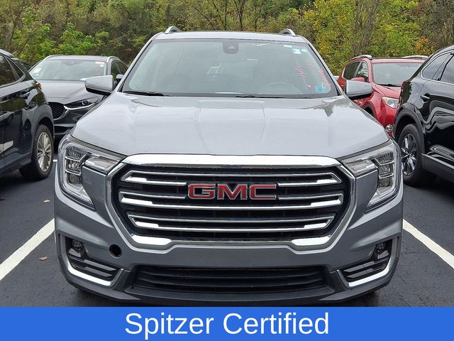 2024 Gmc Terrain SLT photo 2