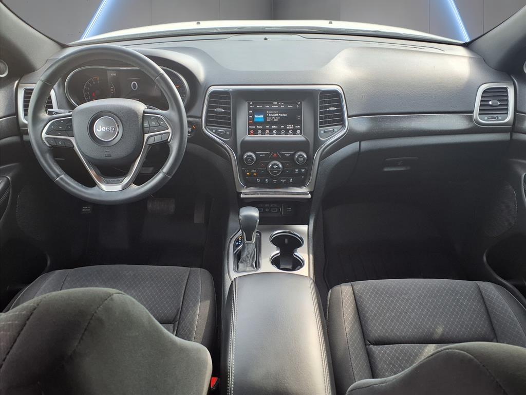 2018 Jeep Grand Cherokee Laredo E photo 5
