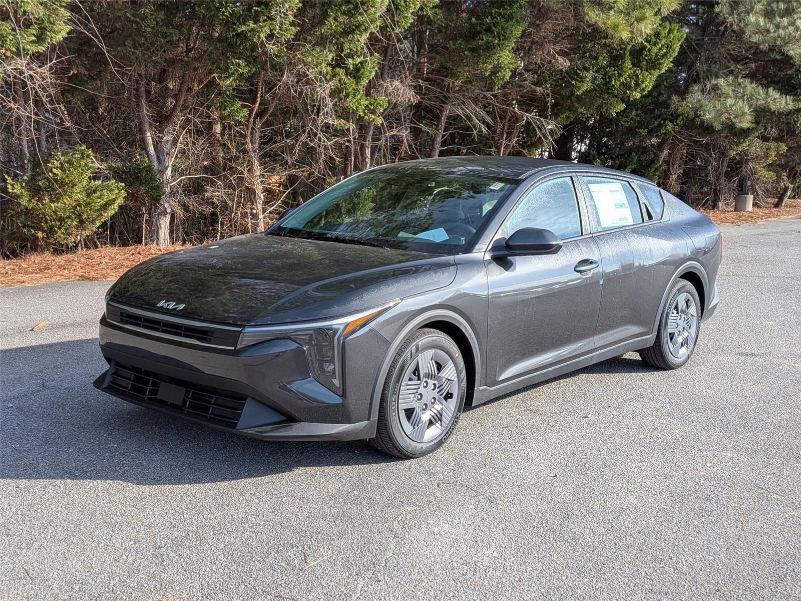 2025 Kia K4 LX's photo