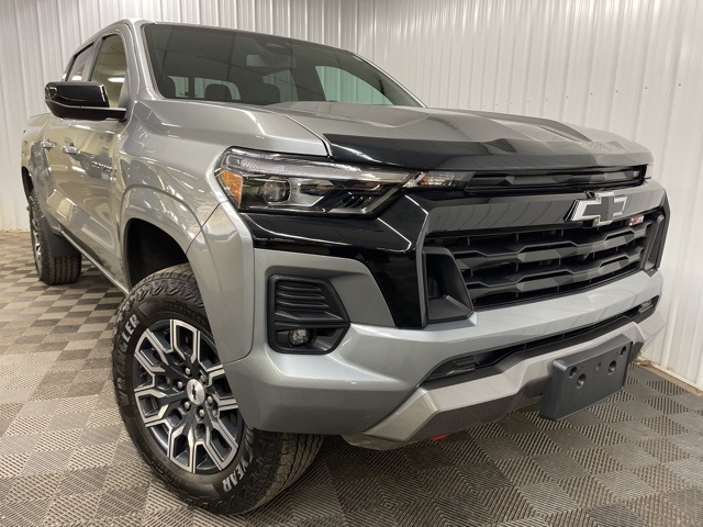 2023 Chevrolet Colorado Z71 photo 6