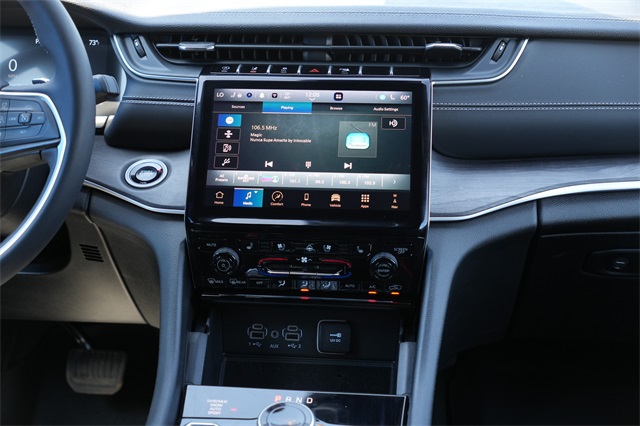 2024 Jeep Grand Cherokee Limited photo 14