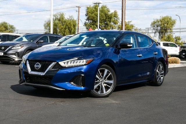 2023 Nissan Maxima SV