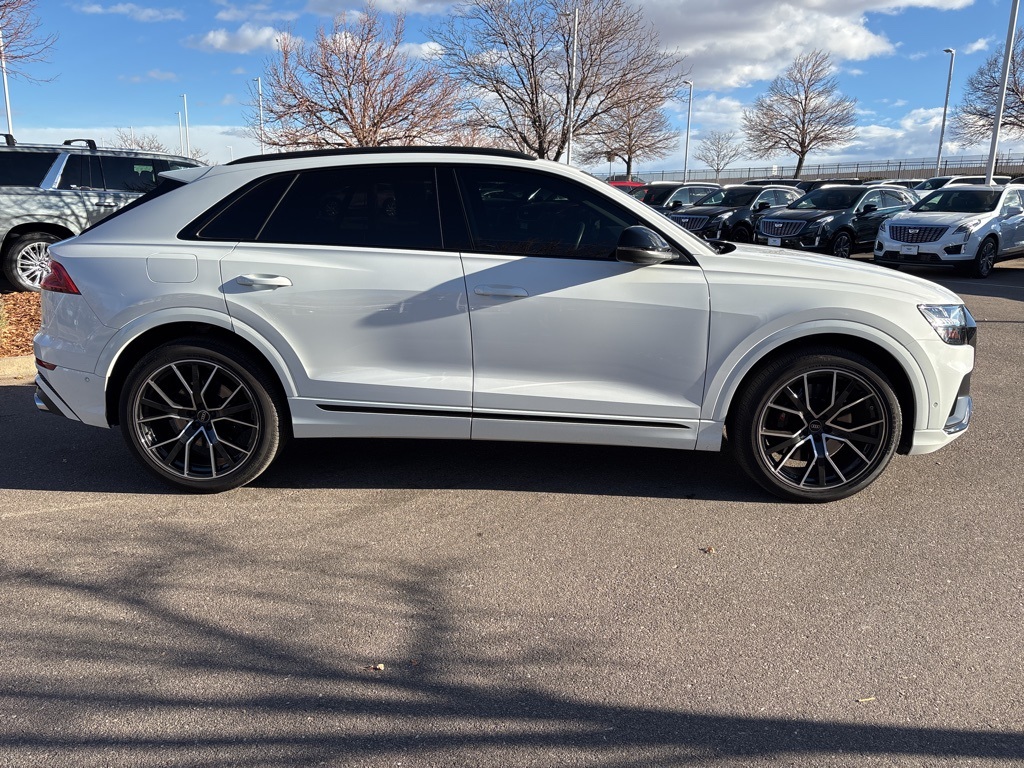 2023 Audi SQ8 Premium Plus photo 3