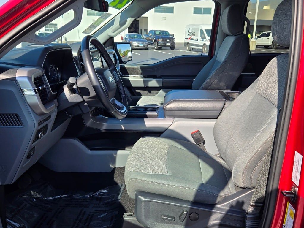 2022 Ford F-150 XLT photo 19