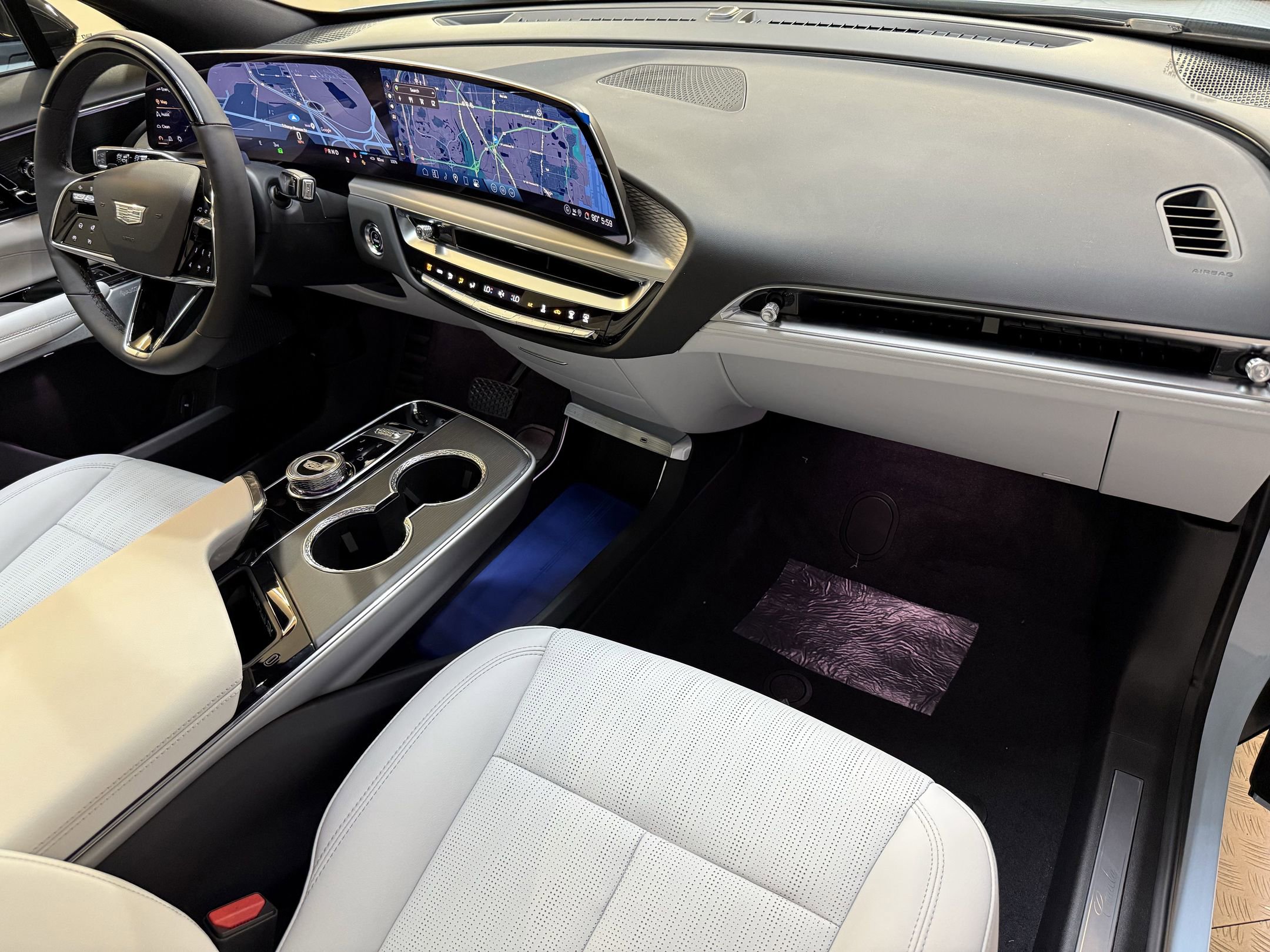 2025 Cadillac Lyriq Sport photo 47