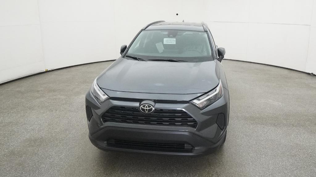 2025 Toyota RAV4 Hybrid LE photo 2