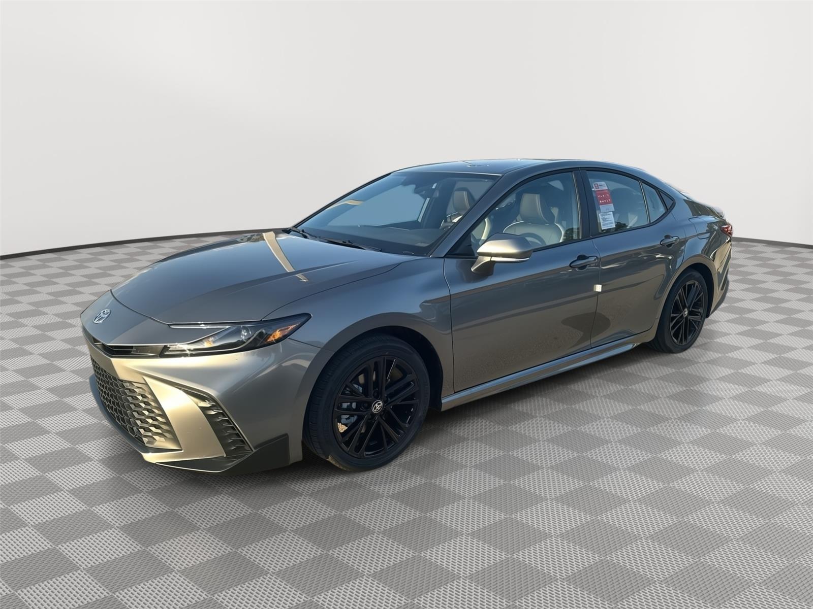 2026 Toyota Camry SE's photo