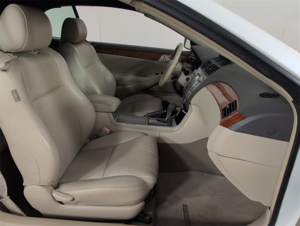 2008 Toyota Camry Solara SE photo 14