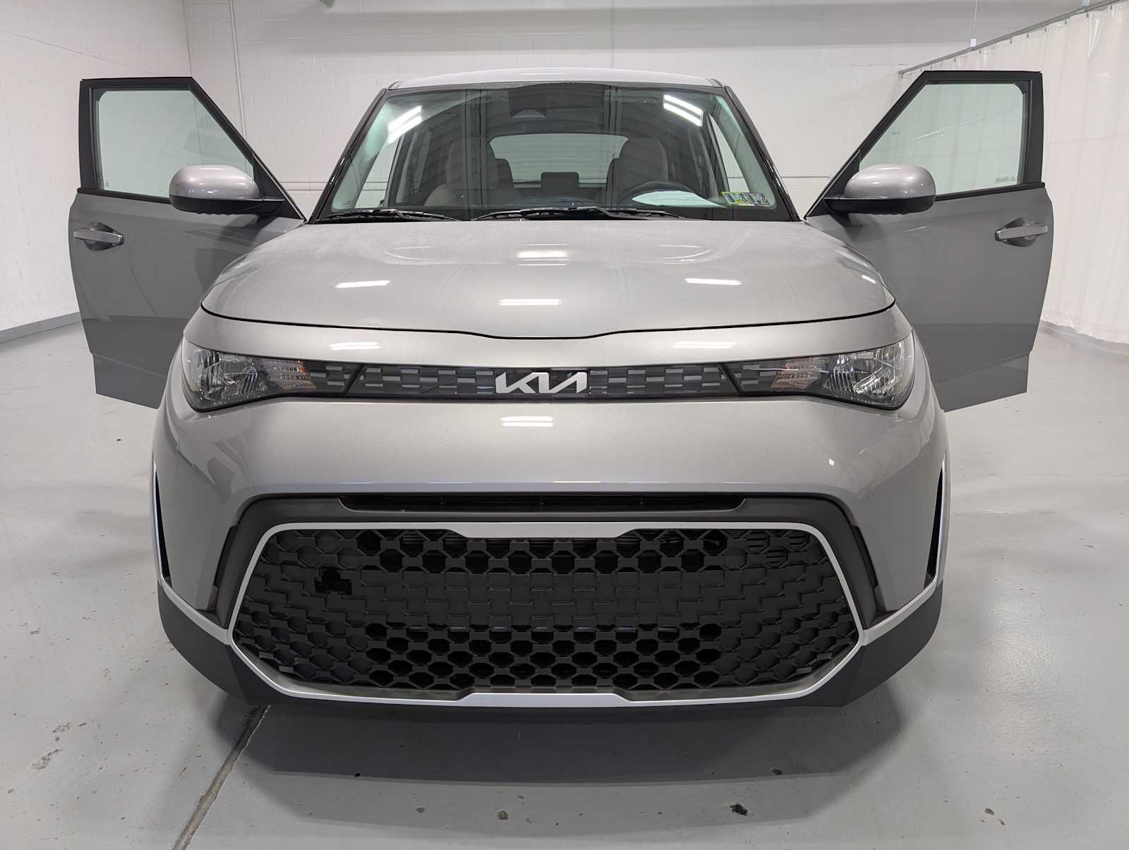 2023 Kia Soul LX S photo 13