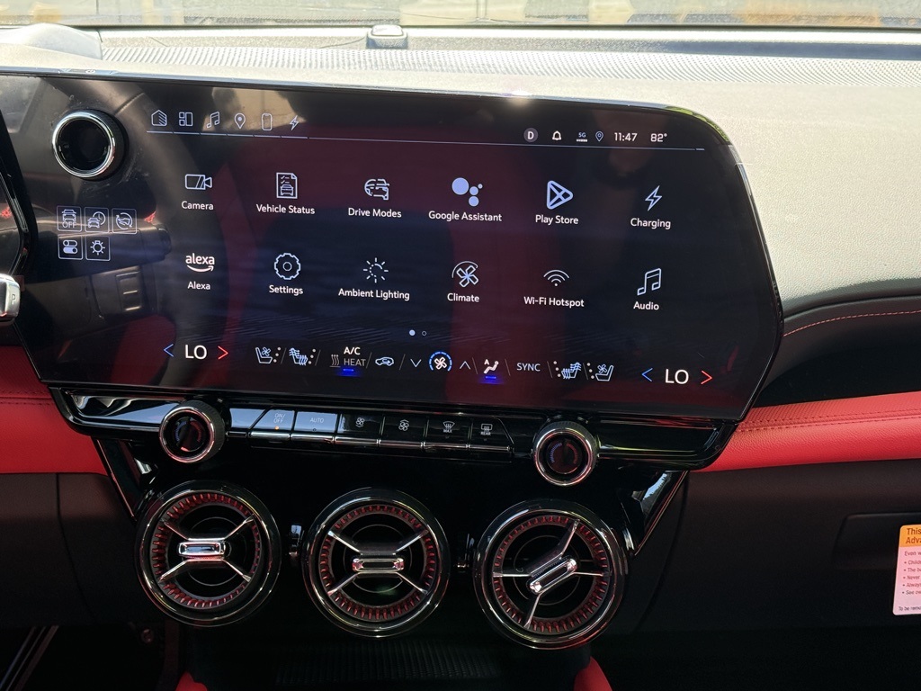 2024 Chevrolet Blazer EV RS photo 18